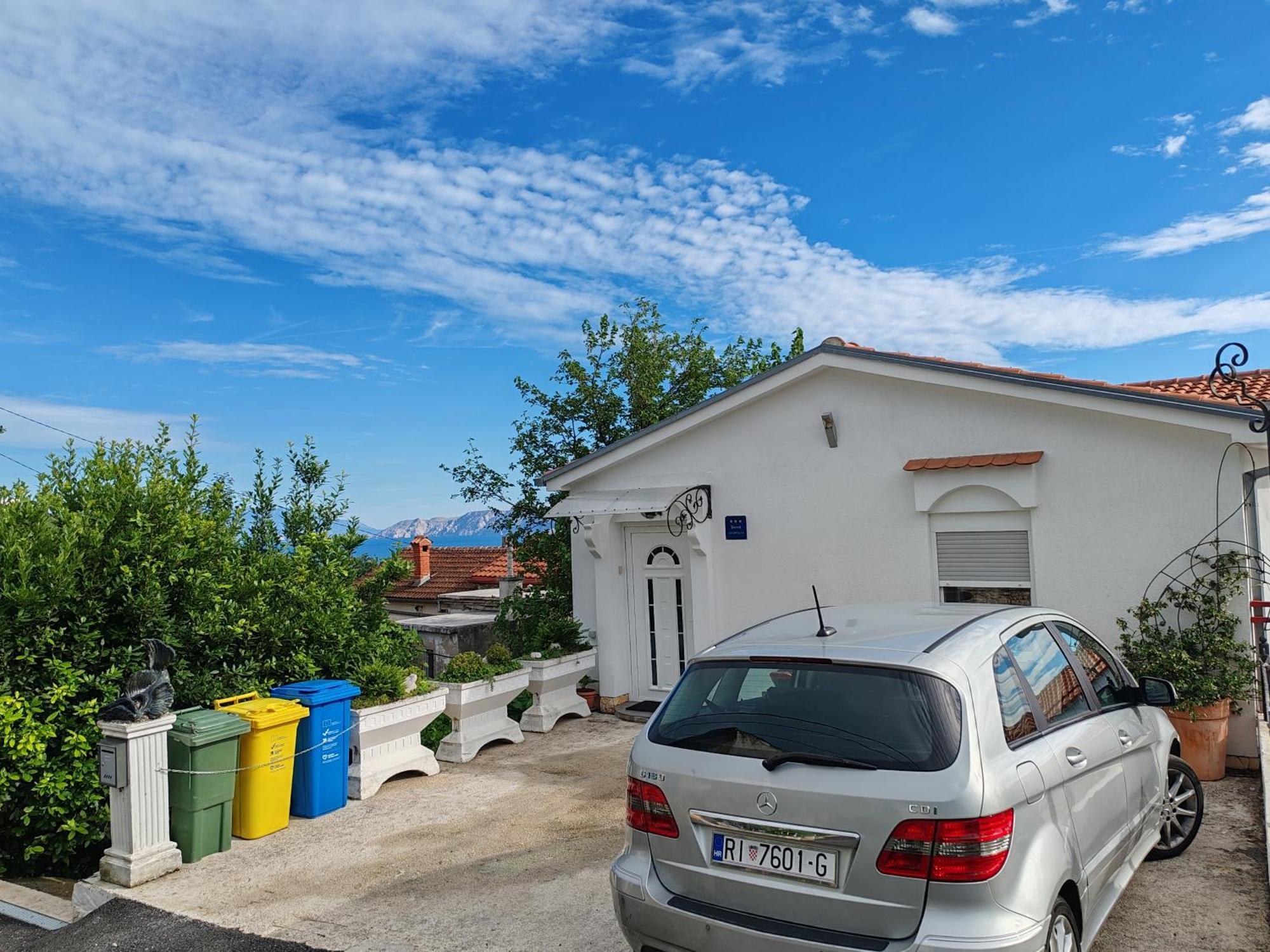 Art Gallery House With A Small Relaxing Pool Crikvenica Exterior photo