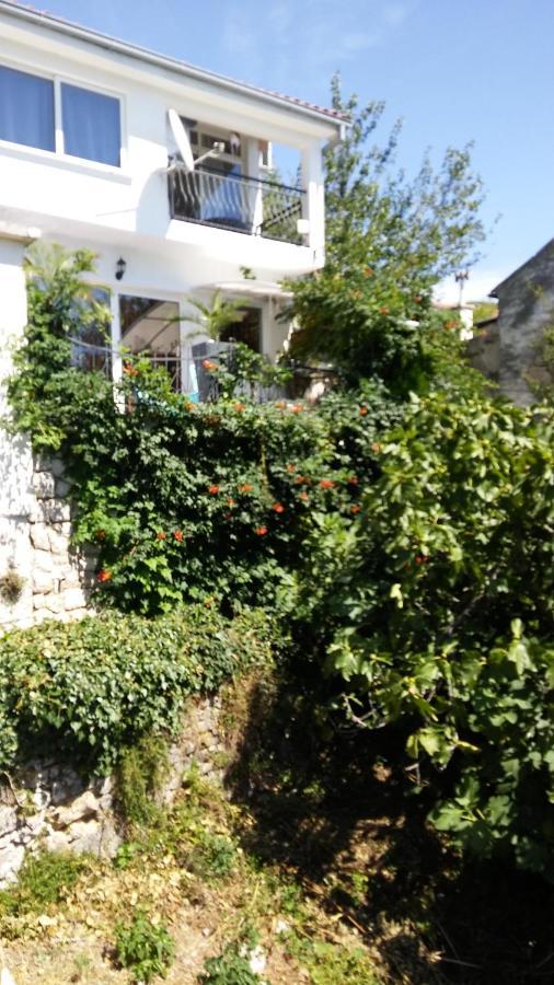 Art Gallery House With A Small Relaxing Pool Crikvenica Exterior photo